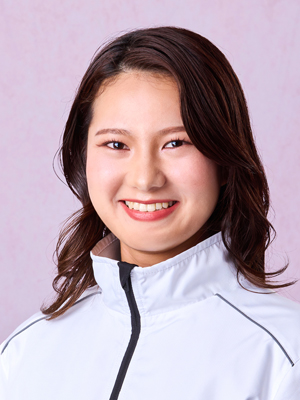 吉 田  彩 乃